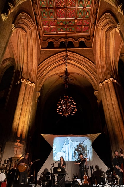 Seth Lakeman and friends performing on the altar at Southwark Cathedral