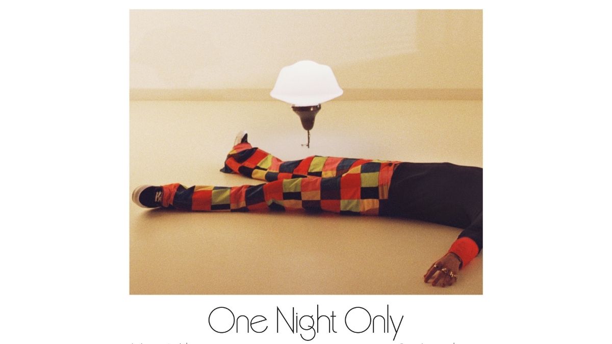 Harry Styles One Night Only - legs lying down