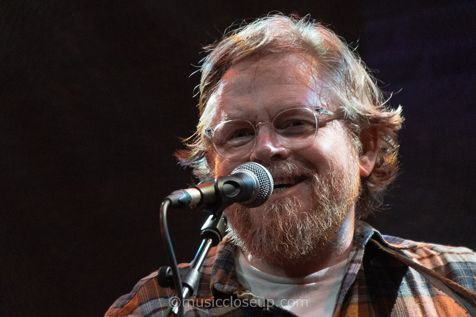 Danny and the Champions of the World live: Danny George Wilson smiling