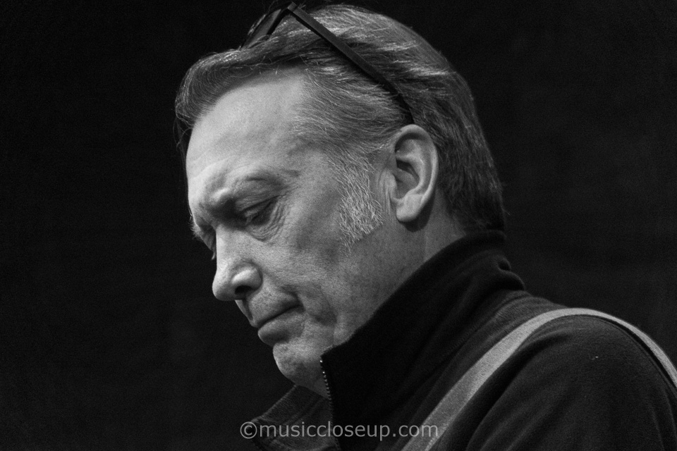 Danny and the Champions of the World live: Paul Lush in black and white